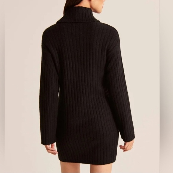 Abercrombie & Fitch Brand New Women’s Turtleneck Black Knit Sweater Dress Size M - Picture 3 of 7